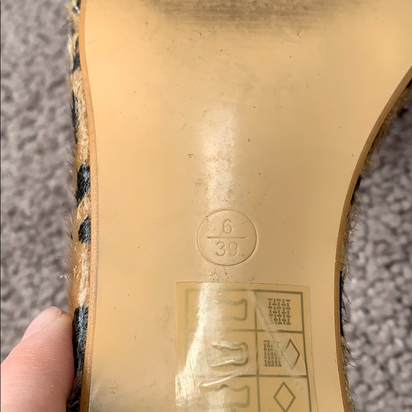 VTG inspired calf hair leopard print heels! - Picture 6 of 12